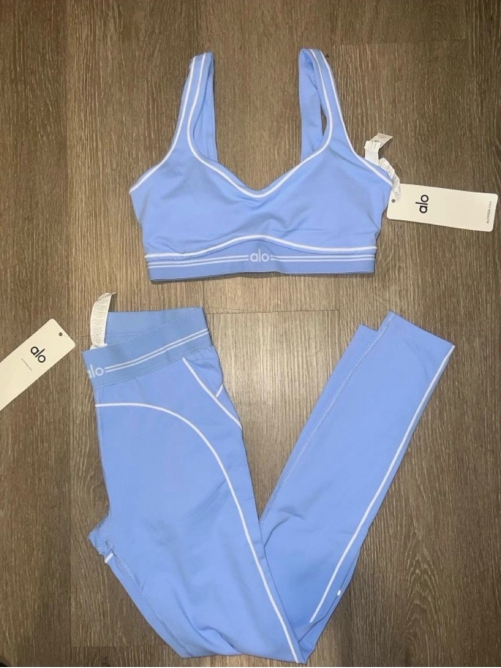 ALO Yoga Light Blue Track Pants & Sports Bra Set